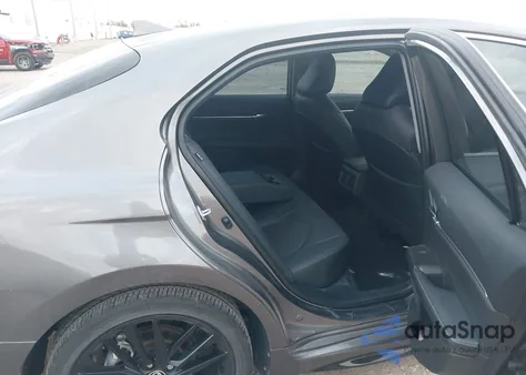 2021 Toyota Camry Xse z USA, uszkodzony, nr VIN 4T1K61AK3MU554270